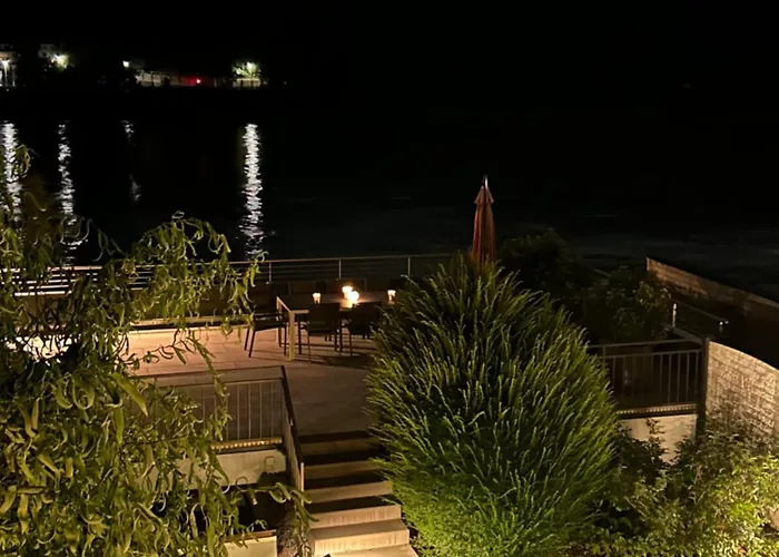 Haus Rheinterrasse *