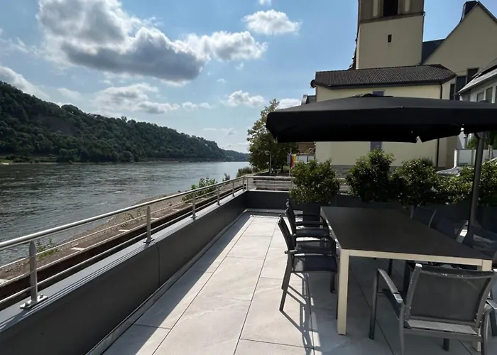 Haus Rheinterrasse Nyaraló